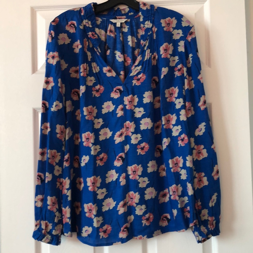 NWOT Lucky tie neck long slit sleeve blouse